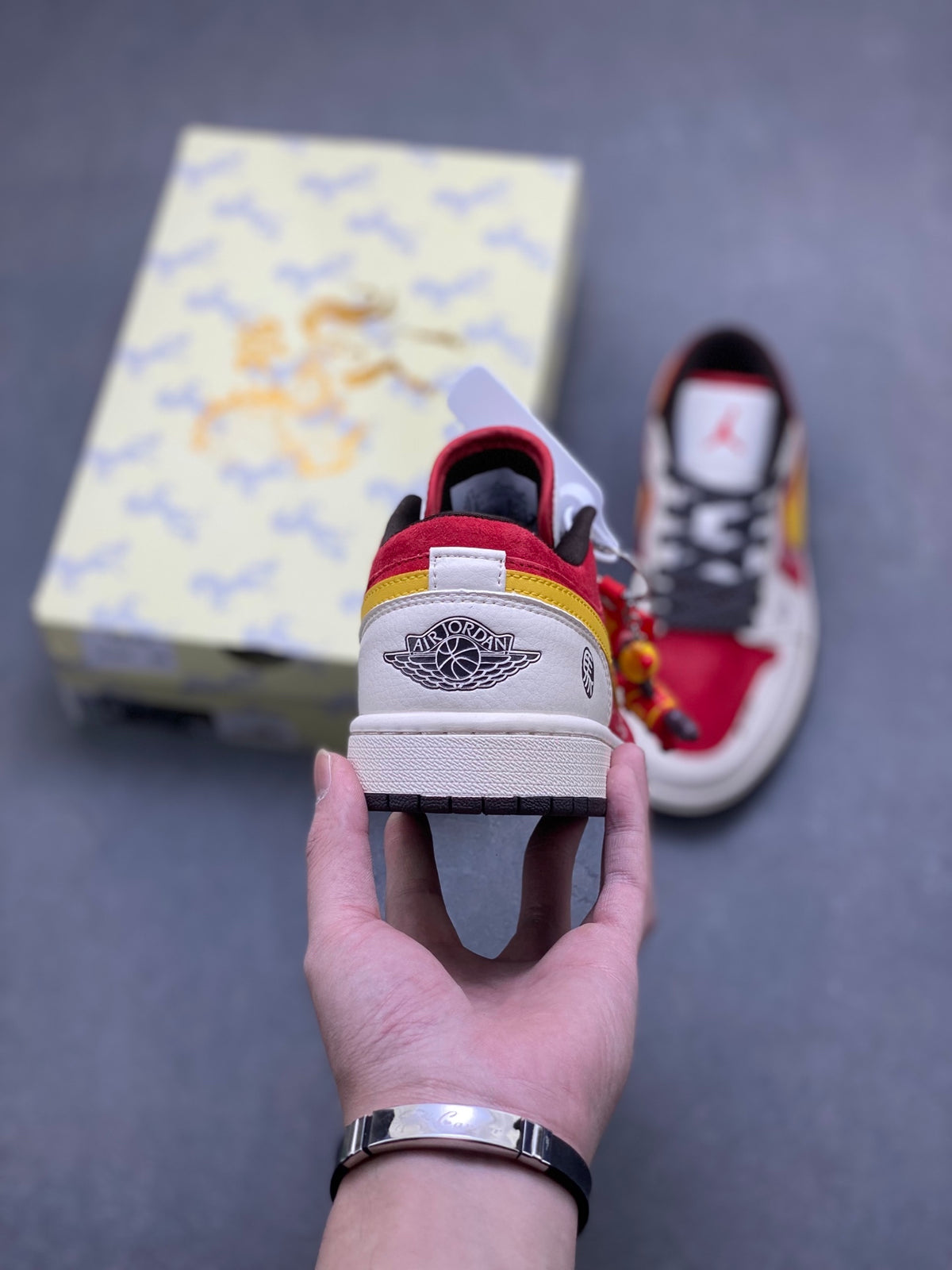 Fragment x Travis Scott x Dior x Nike Air Jordan 1 Low - Image 4