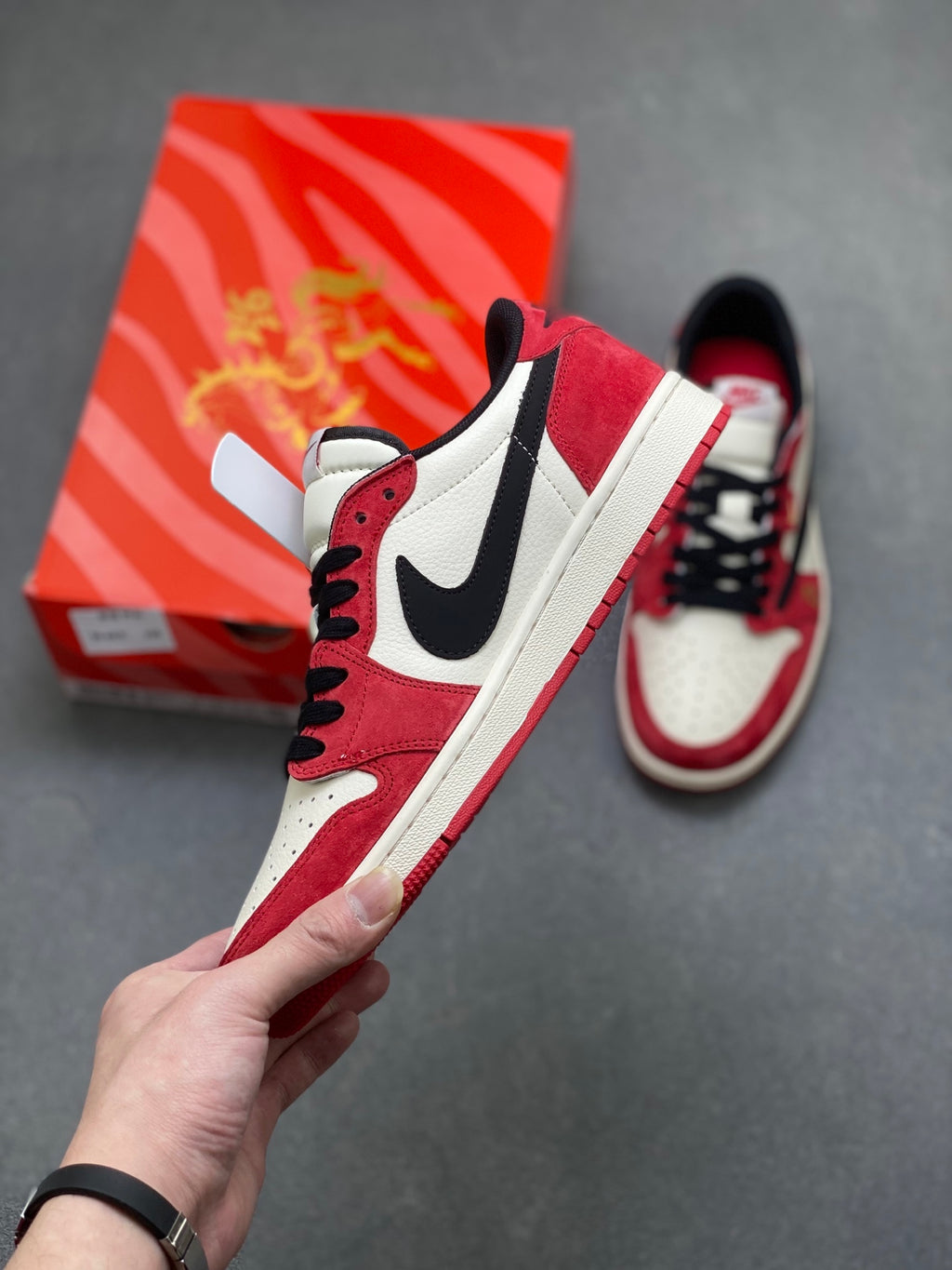 Fragment x Travis Scott x Dior x Nike Air Jordan 1 Low - Image 3