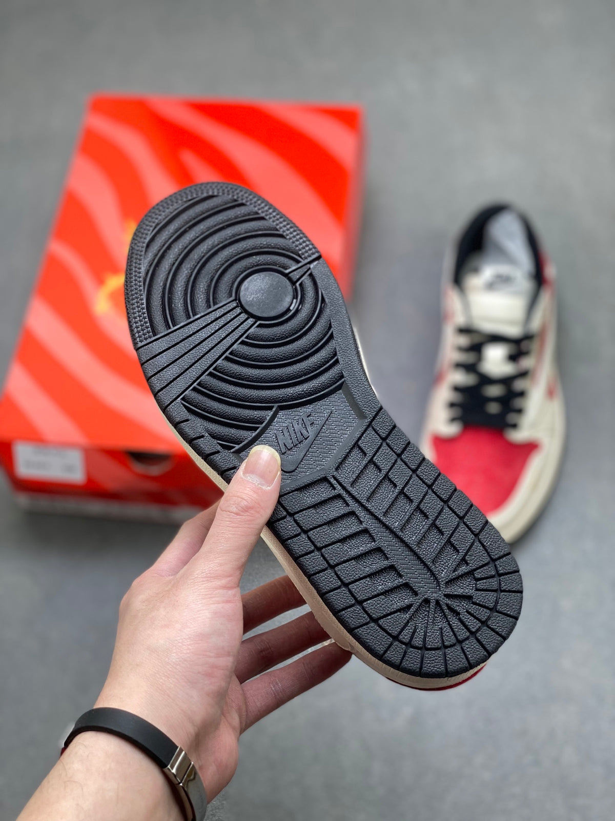 Fragment x Travis Scott x Dior x Nike Air Jordan 1 Low - Image 6
