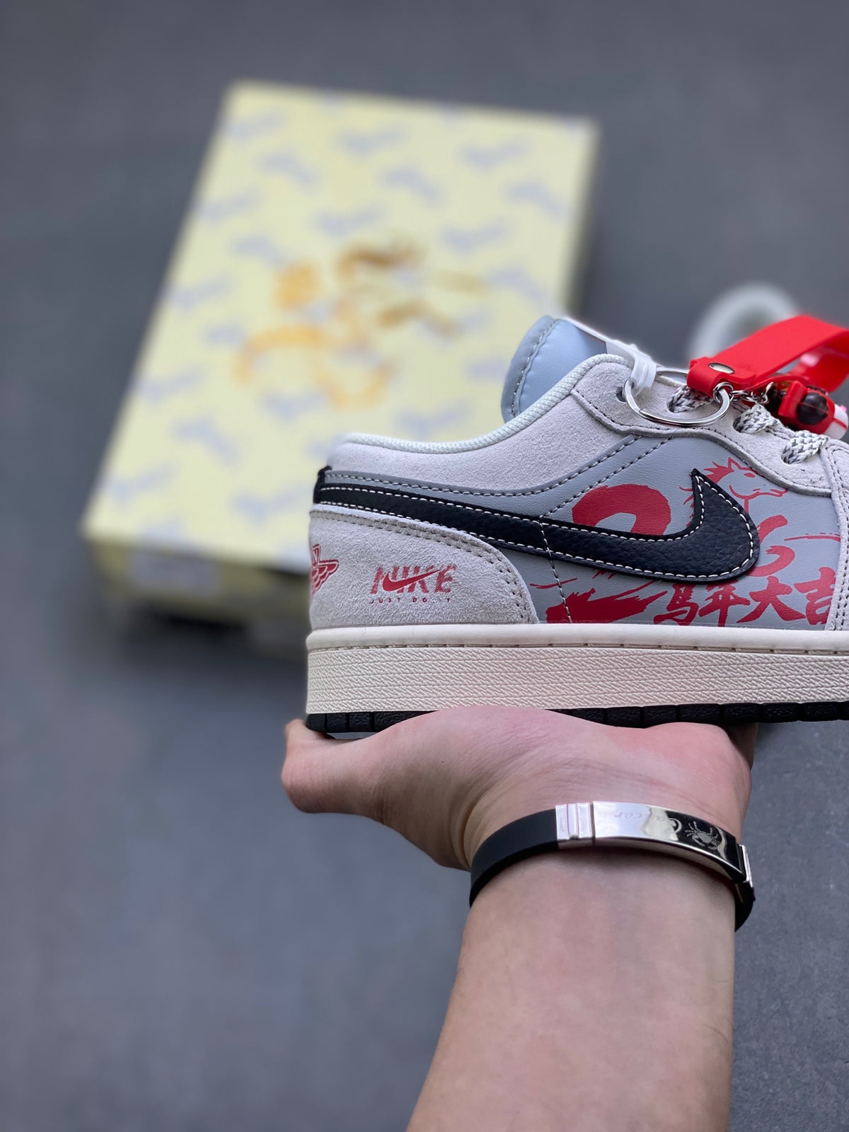 Fragment x Travis Scott x Dior x Nike Air Jordan 1 Low - Image 5