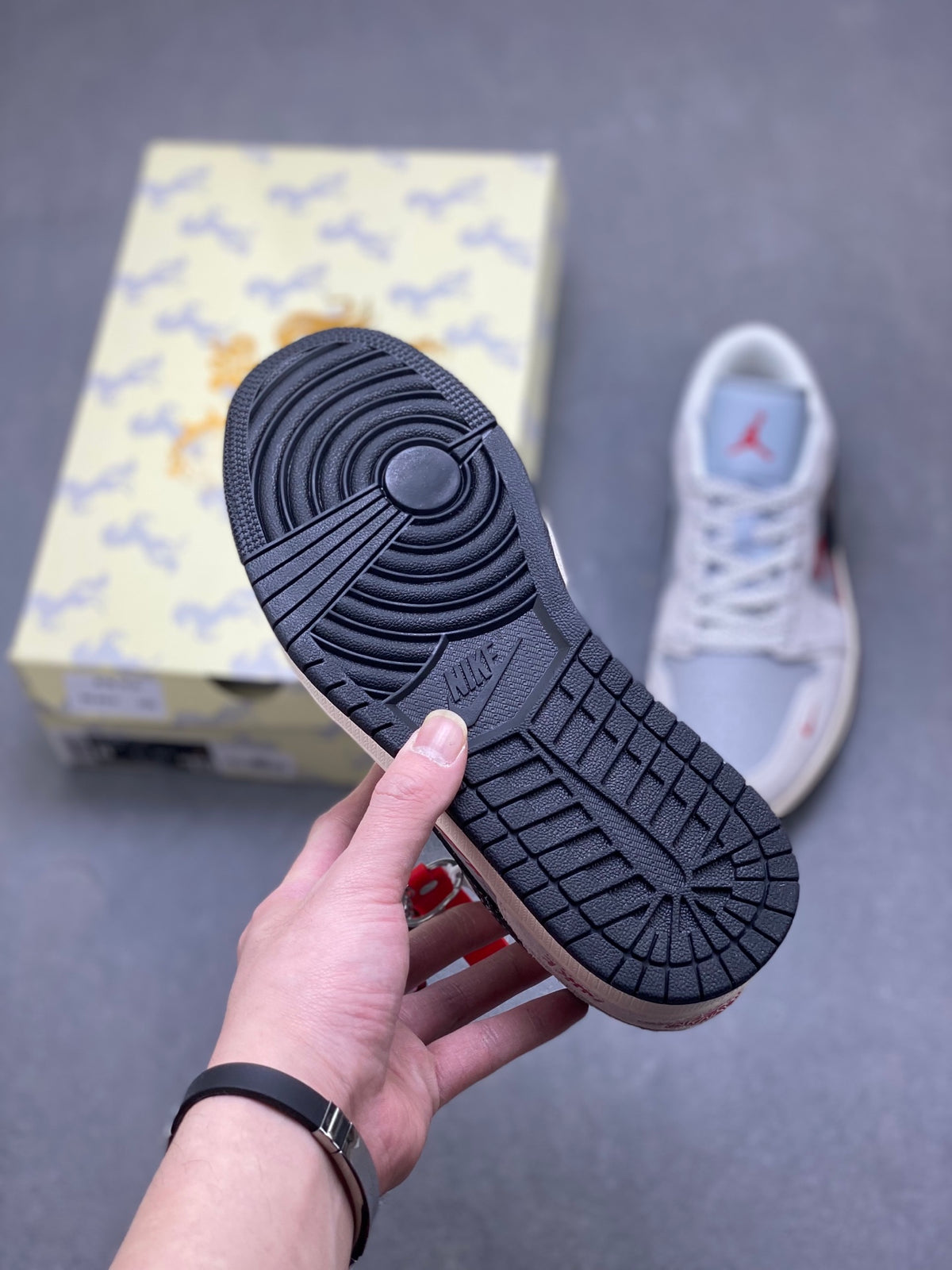 Fragment x Travis Scott x Dior x Nike Air Jordan 1 Low - Image 6