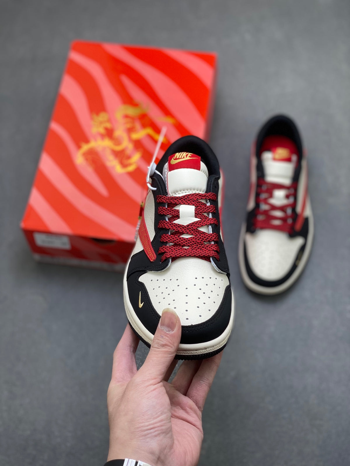 Fragment x Travis Scott x Dior x Nike Air Jordan 1 Low - Image 2