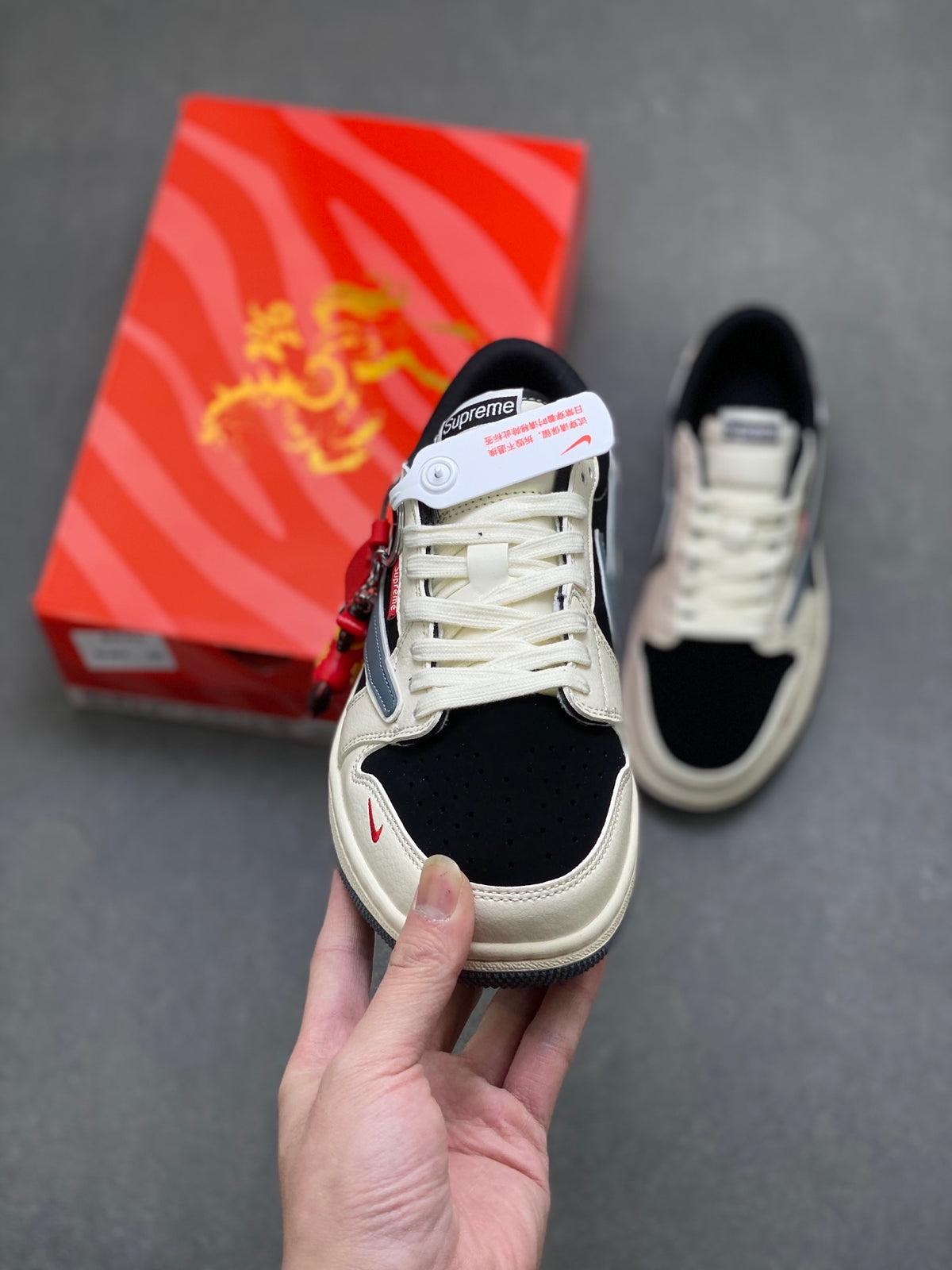 Fragment x Travis Scott x Dior x Nike Air Jordan 1 Low - Image 2
