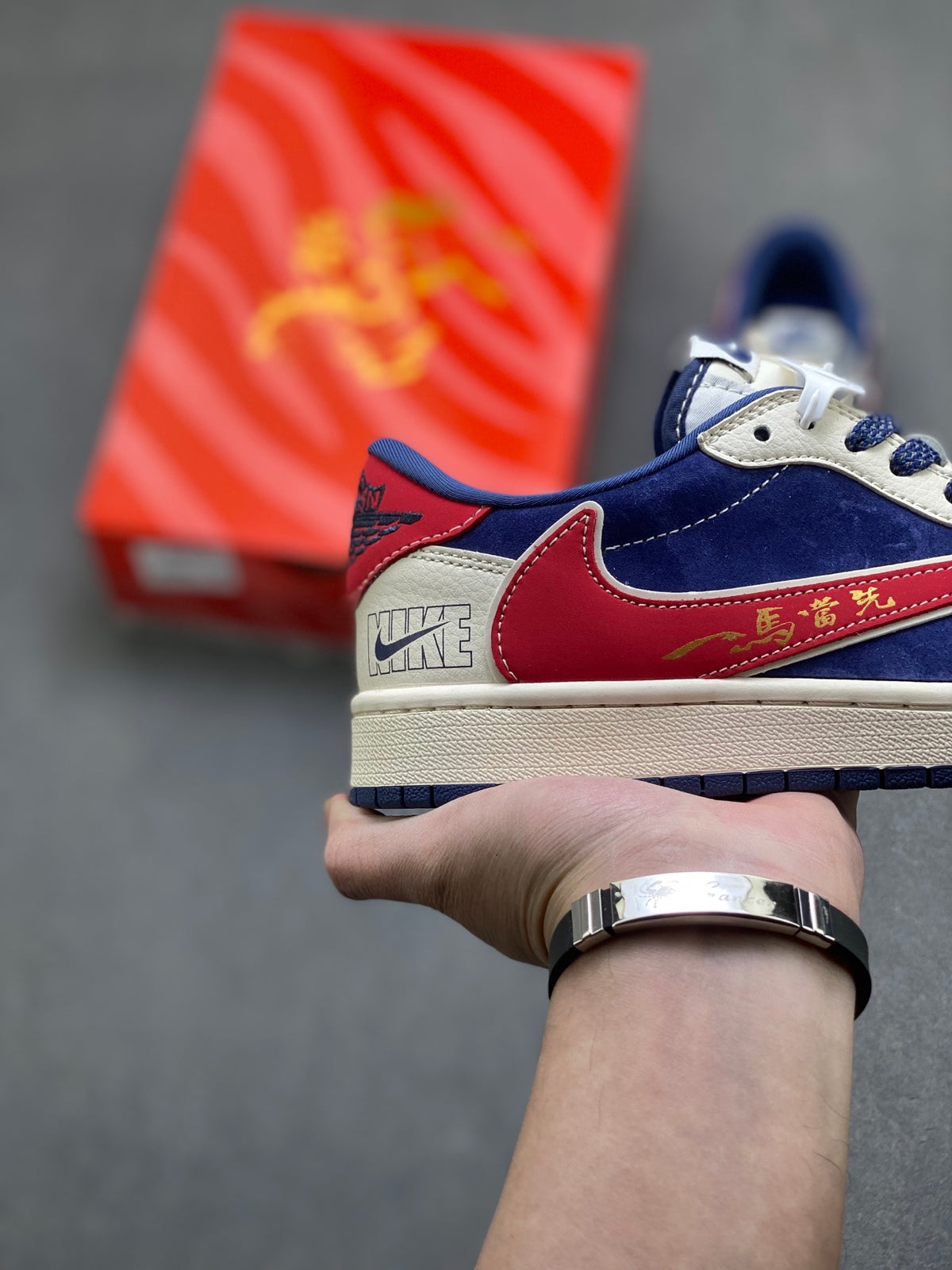 Fragment x Travis Scott x Dior x Nike Air Jordan 1 Low - Image 5