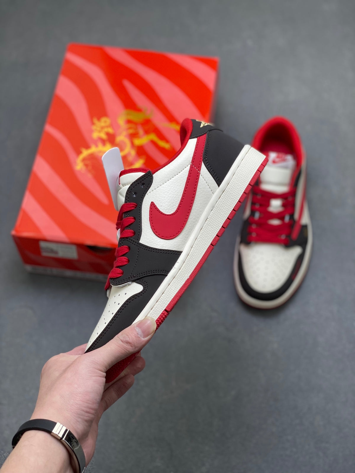 Fragment x Travis Scott x Dior x Nike Air Jordan 1 Low - Image 3