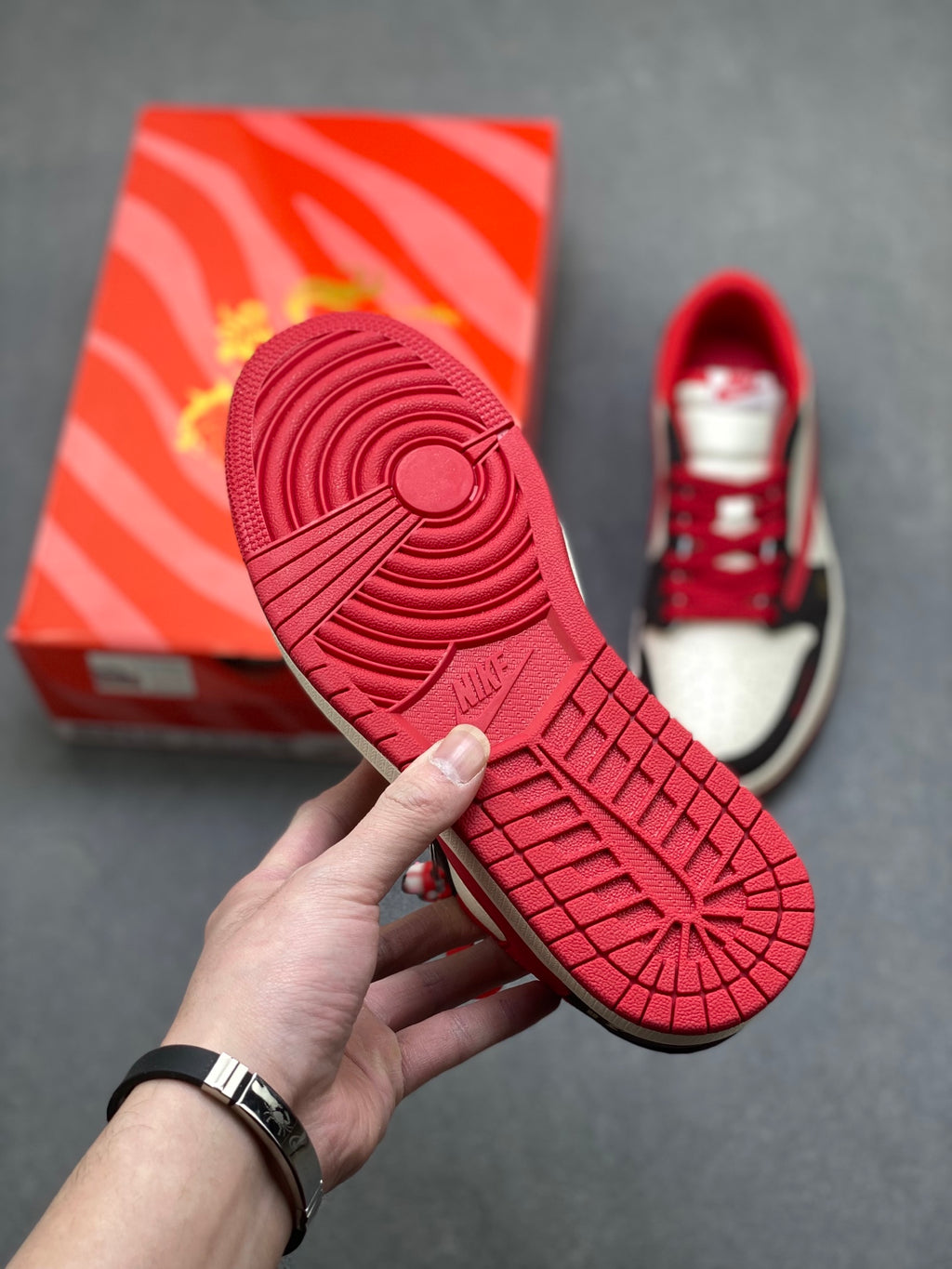 Fragment x Travis Scott x Dior x Nike Air Jordan 1 Low - Image 6