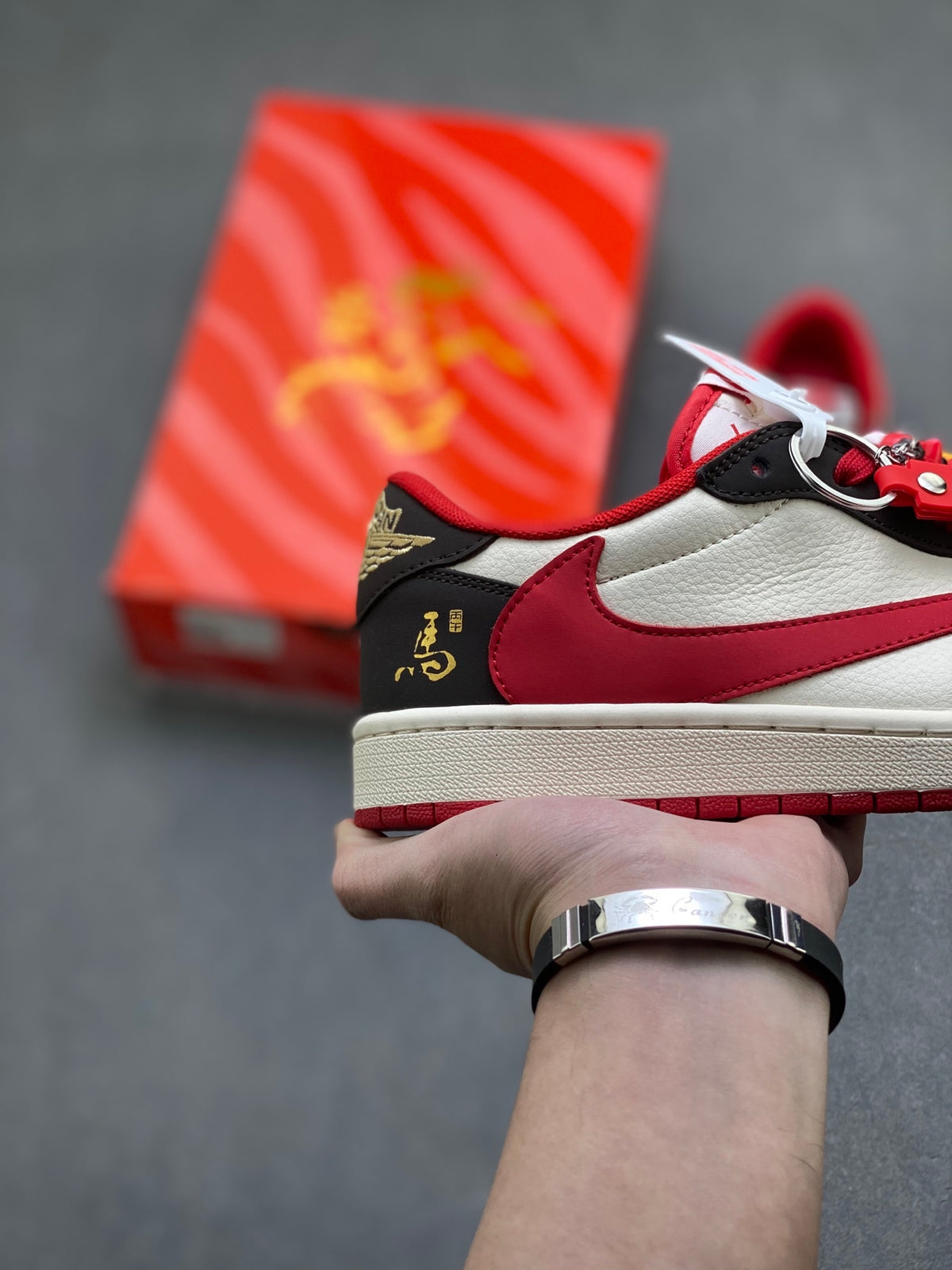 Fragment x Travis Scott x Dior x Nike Air Jordan 1 Low - Image 5