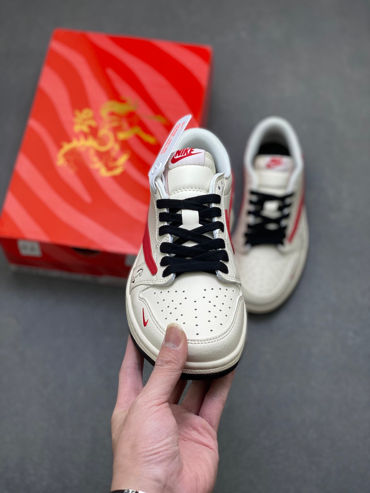 Fragment x Travis Scott x Dior x Nike Air Jordan 1 Low - Image 2