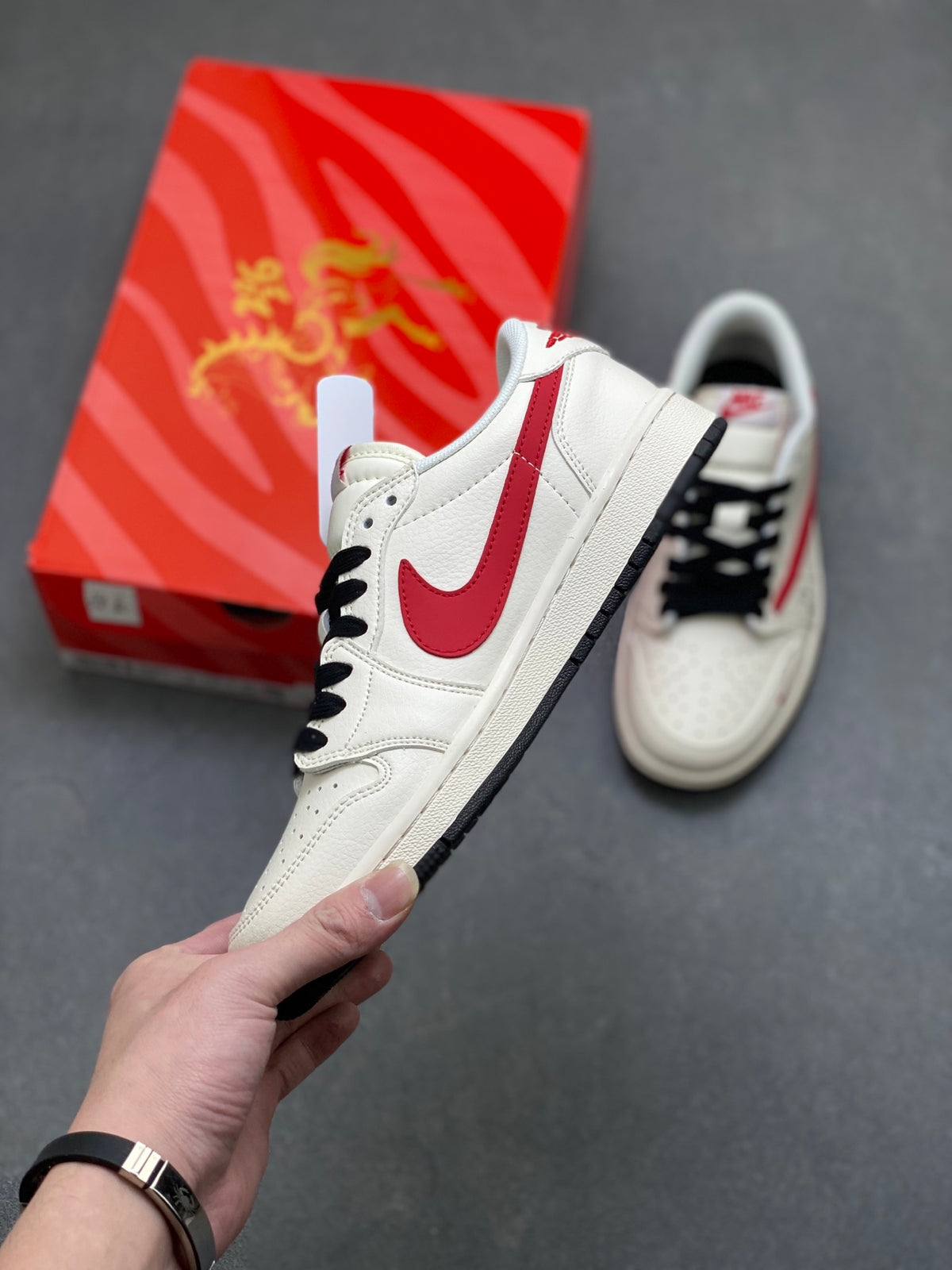 Fragment x Travis Scott x Dior x Nike Air Jordan 1 Low - Image 3