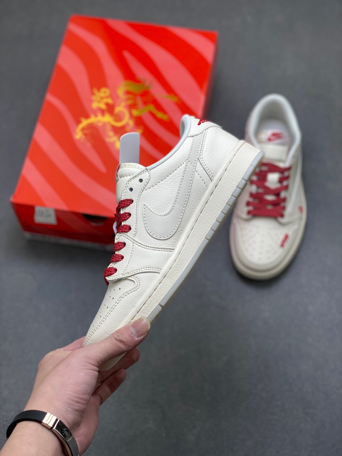 Fragment x Travis Scott x Dior x Nike Air Jordan 1 Low - Image 3