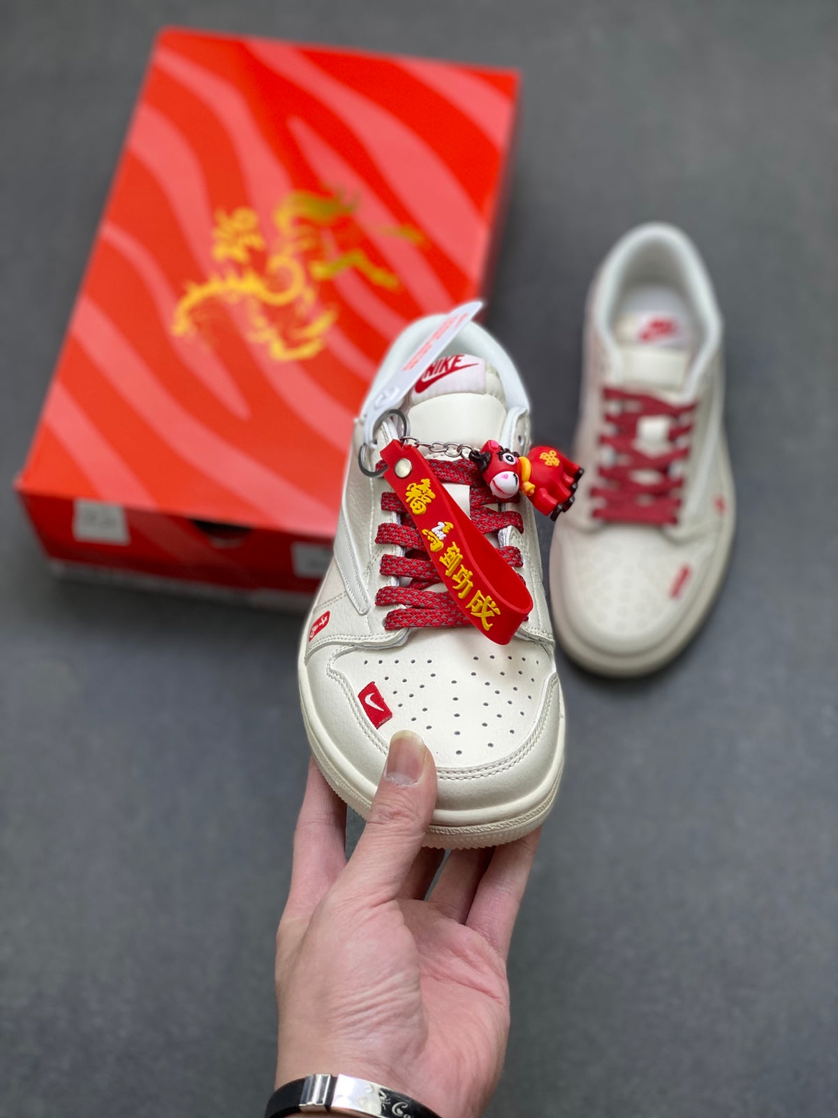 Fragment x Travis Scott x Dior x Nike Air Jordan 1 Low - Image 2