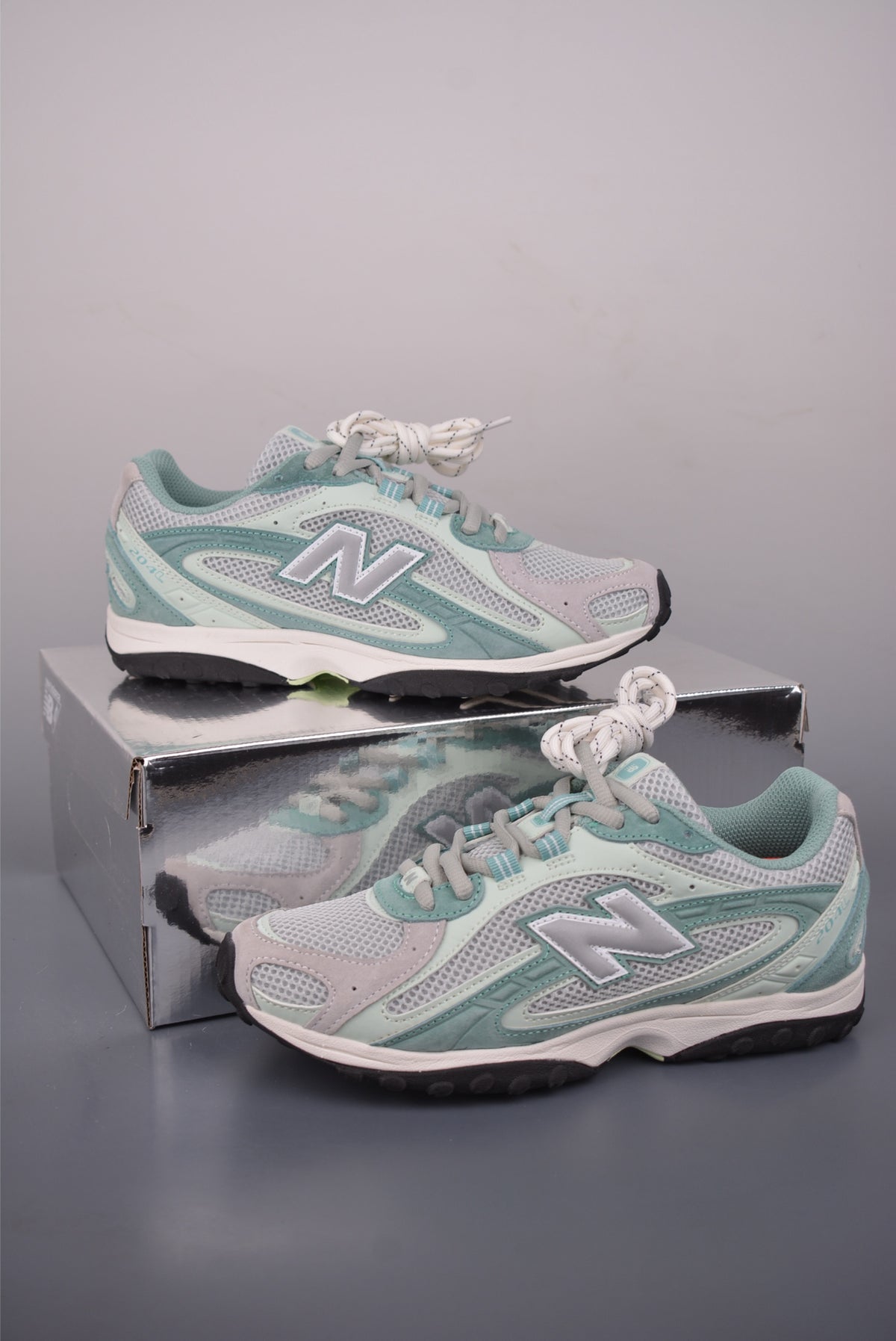 New Balance 240 204 - Image 5