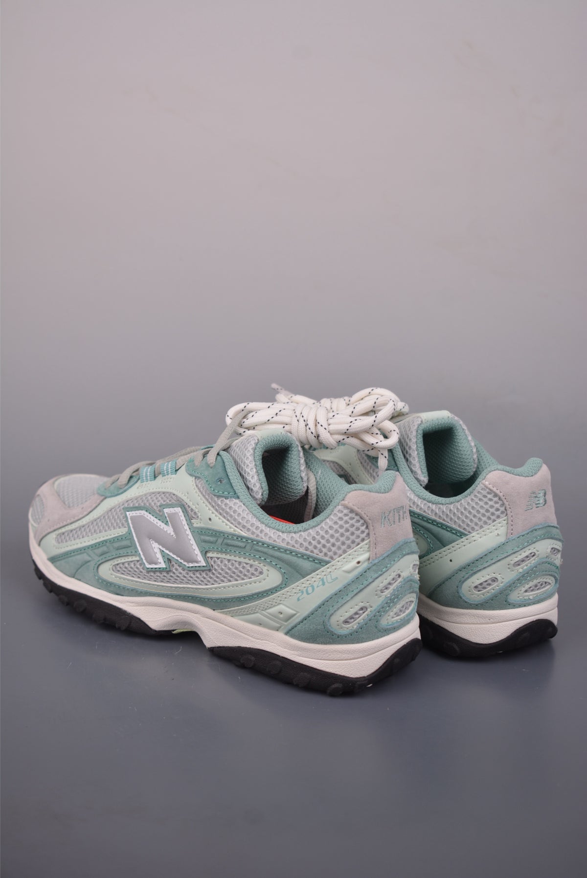 New Balance 240 204 - Image 2