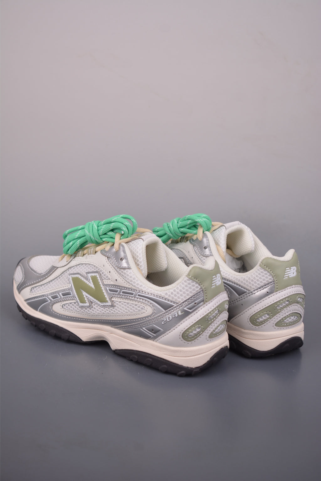 New Balance 240 204 - Image 2
