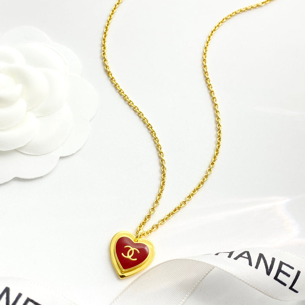 CHANEL P65 Enamel Vintage Necklace