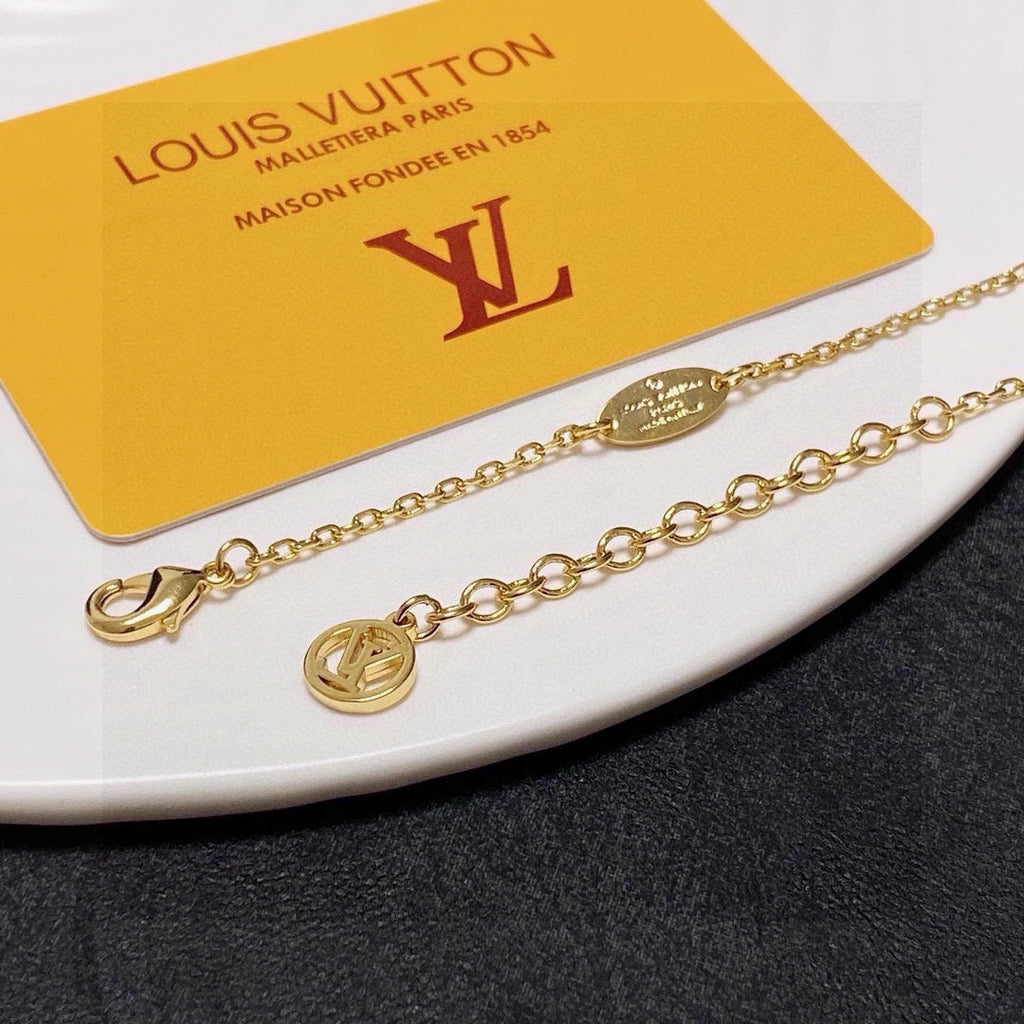 LOUIS VUITTON Necklace