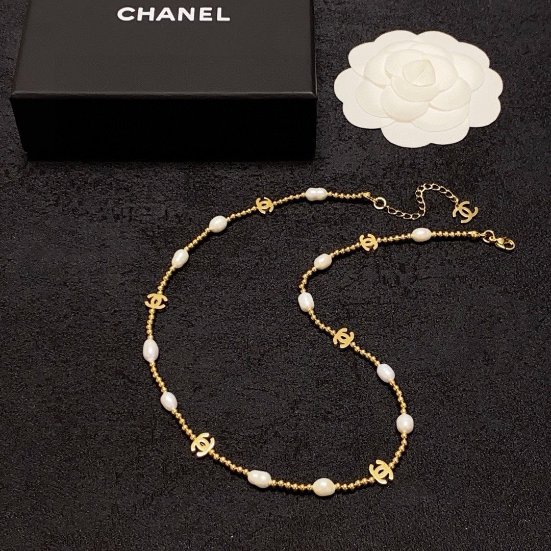 CHANEL Pearl Necklace