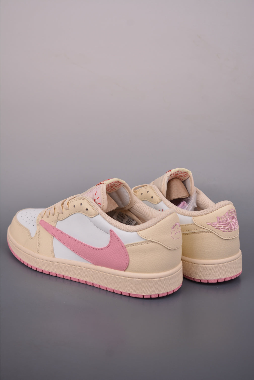 Fragment x Travis Scott x Nike Air Jordan 1 Low - Image 2