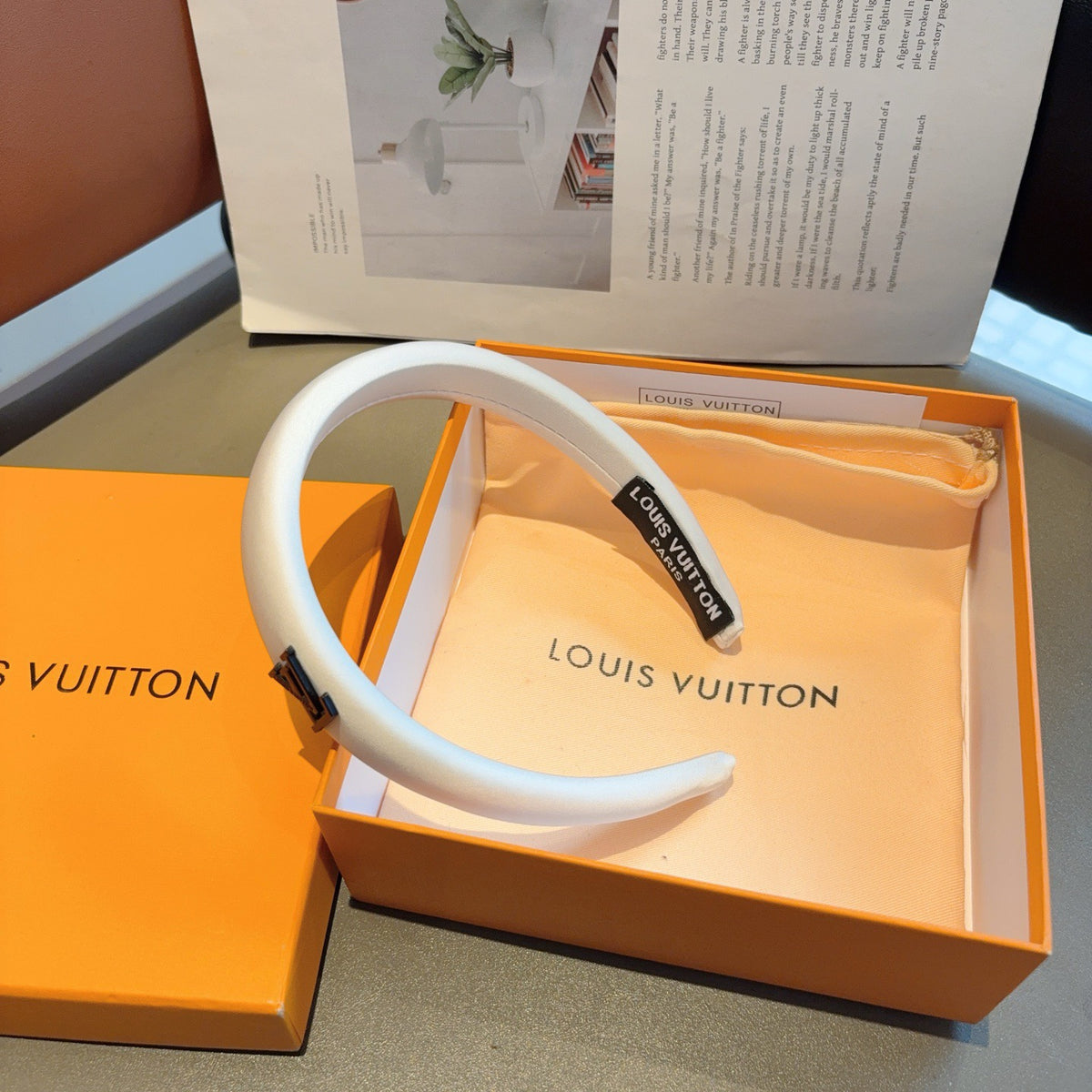 LOUIS VUITTON Headband