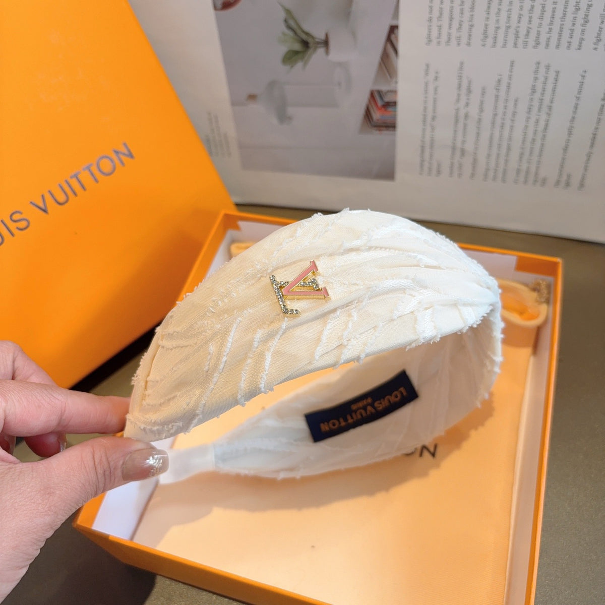LOUIS VUITTON Headband