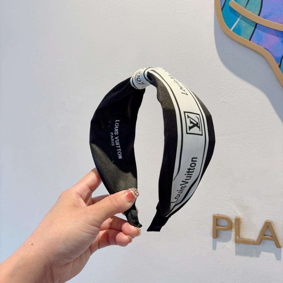 LOUIS VUITTON Headband