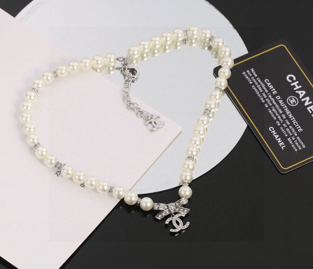 CHANEL Pearl Bow Choker Necklace