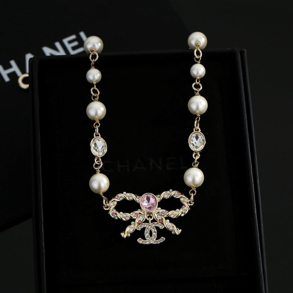 CHANEL Pearl Bow Long Necklace