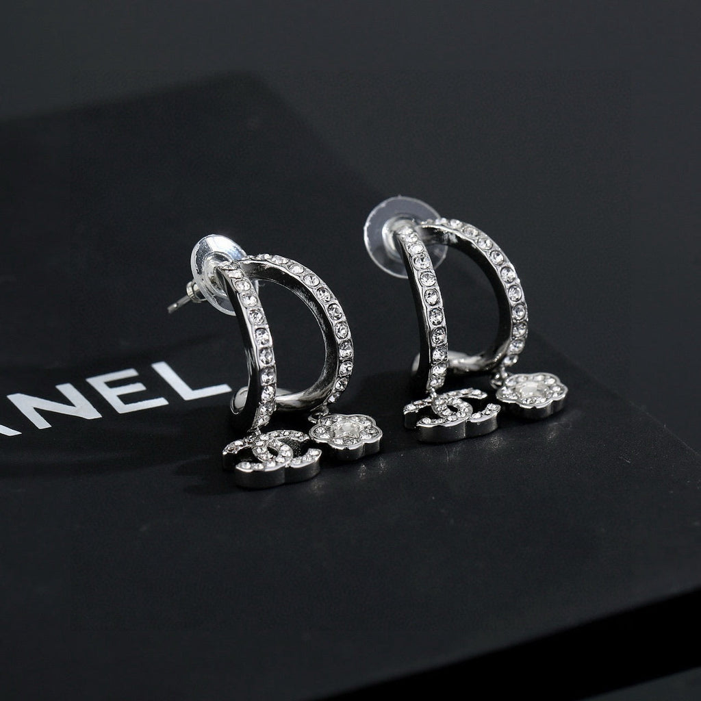 CHANEL Double-C Earrings