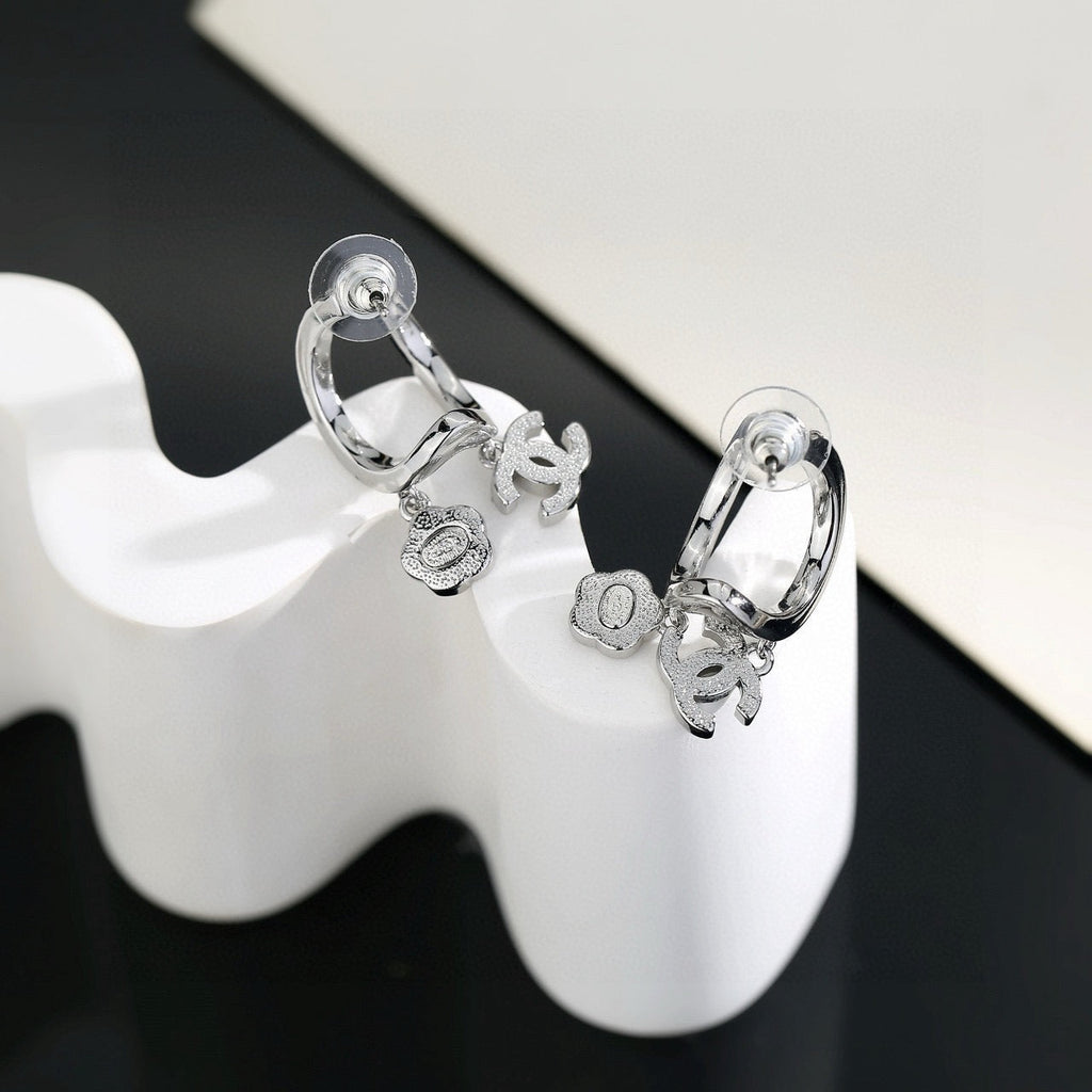 CHANEL Double-C Earrings
