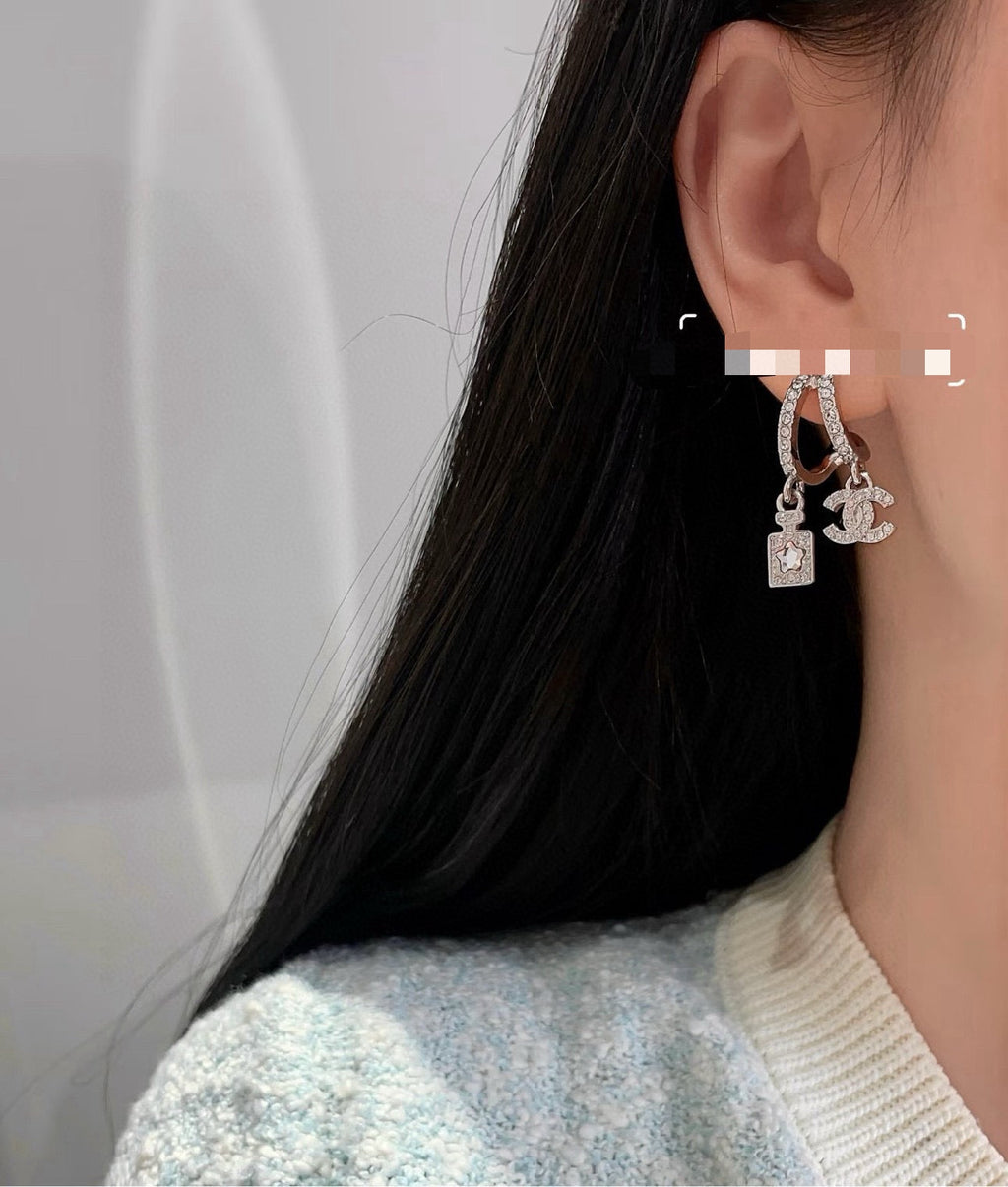 CHANEL Double-C Earrings