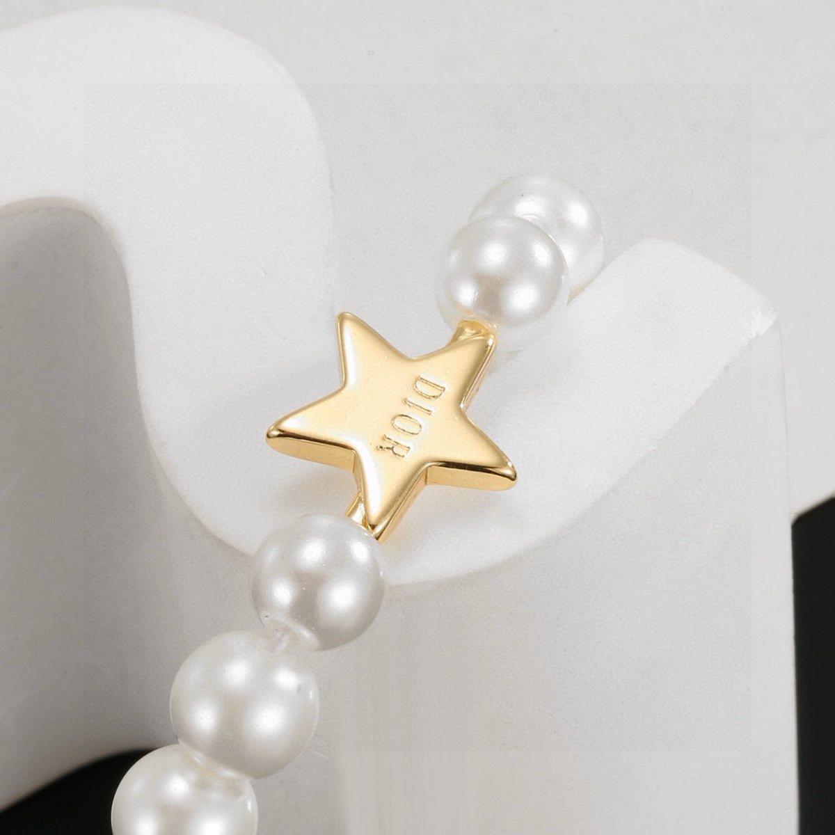 DIOR Pearl Necklace