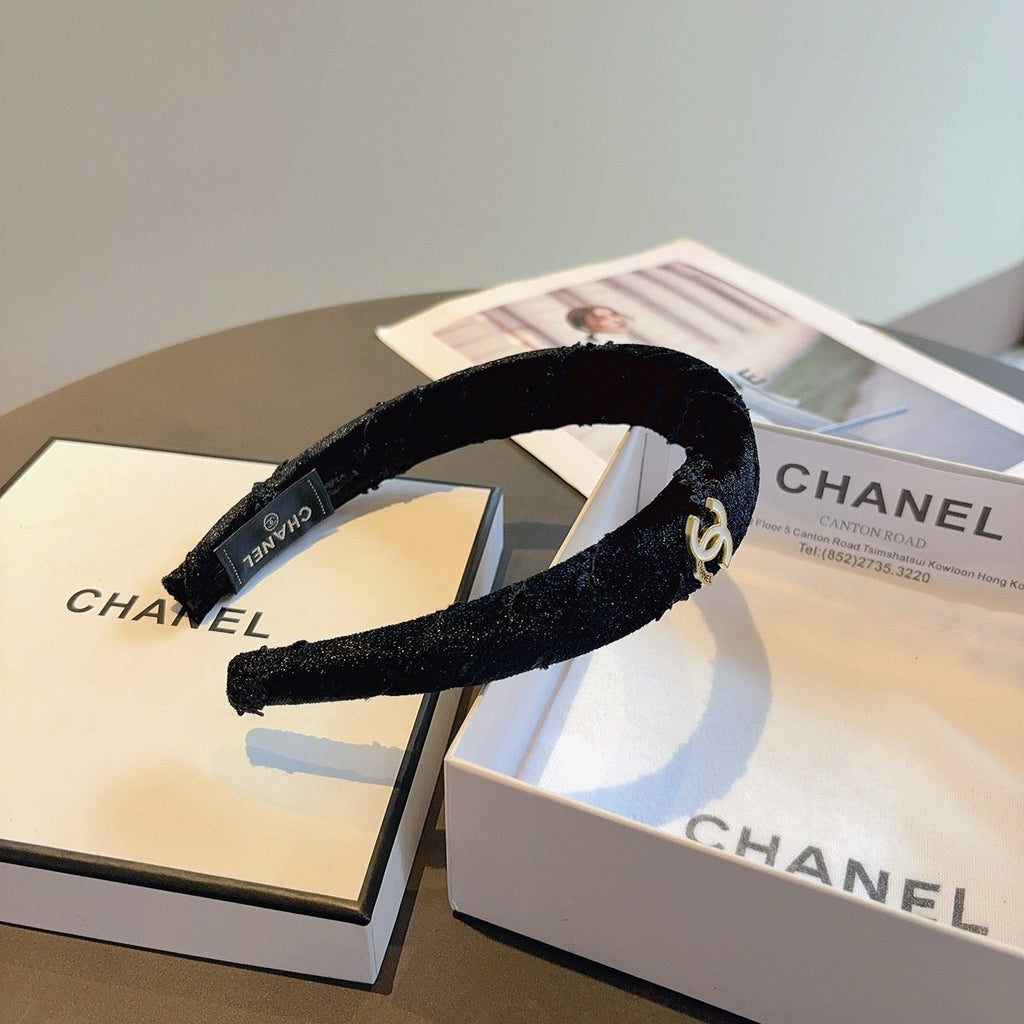 CHANEL Vintage Headband