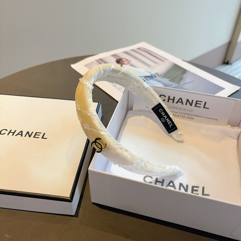 CHANEL Vintage Headband