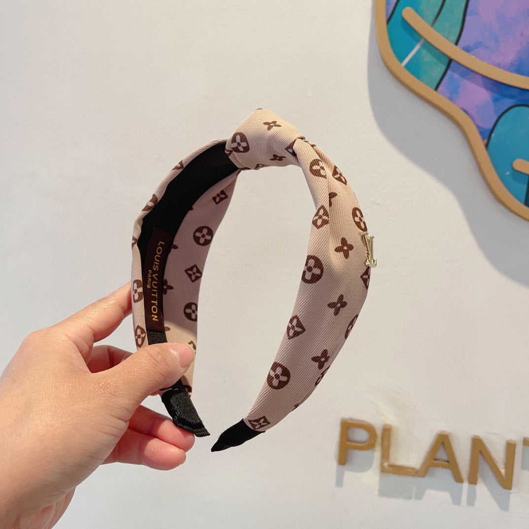 LOUIS VUITTON Headband