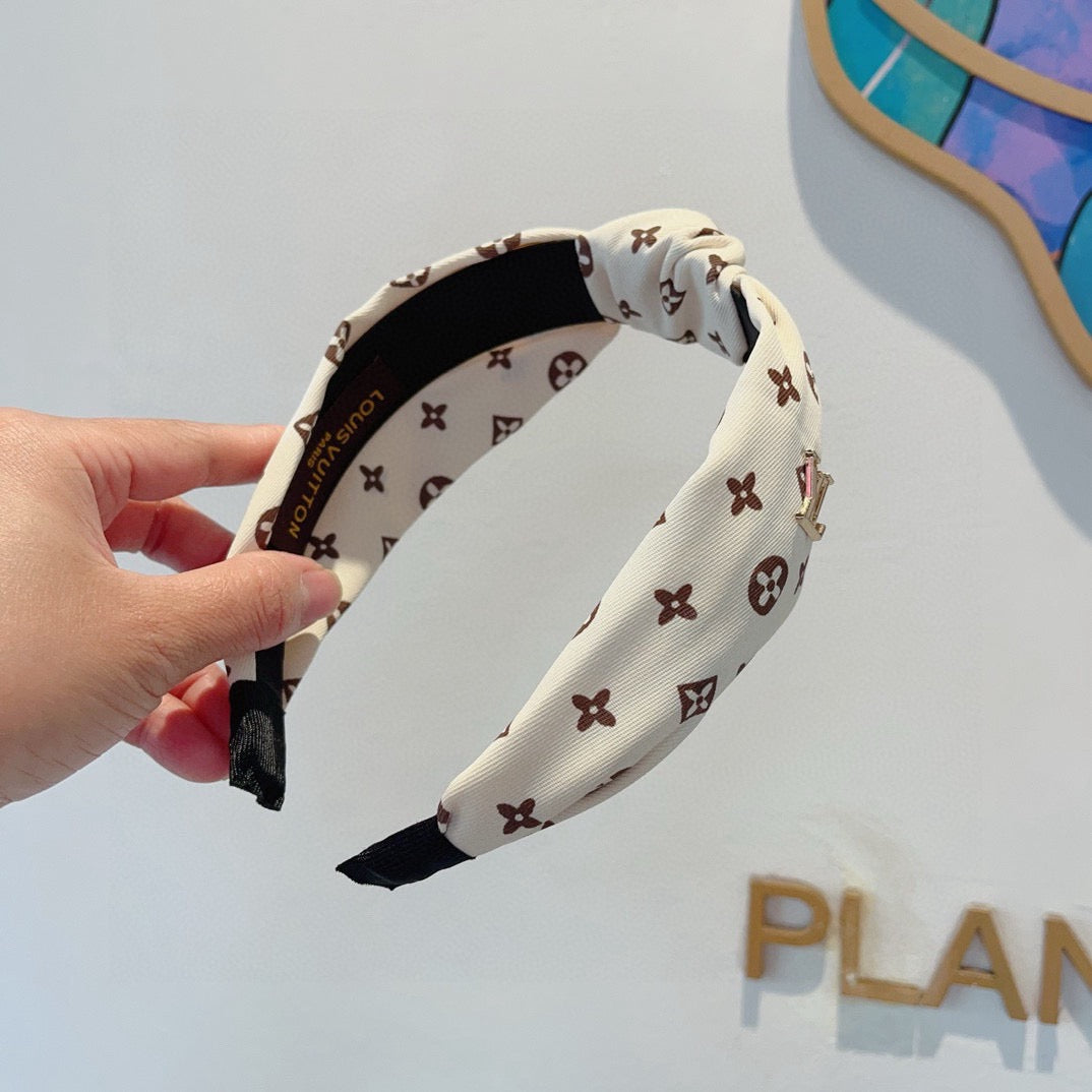 LOUIS VUITTON Headband