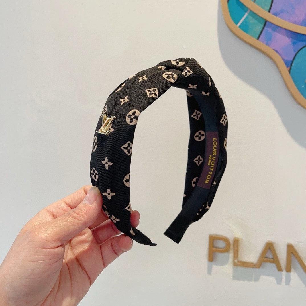 LOUIS VUITTON Headband