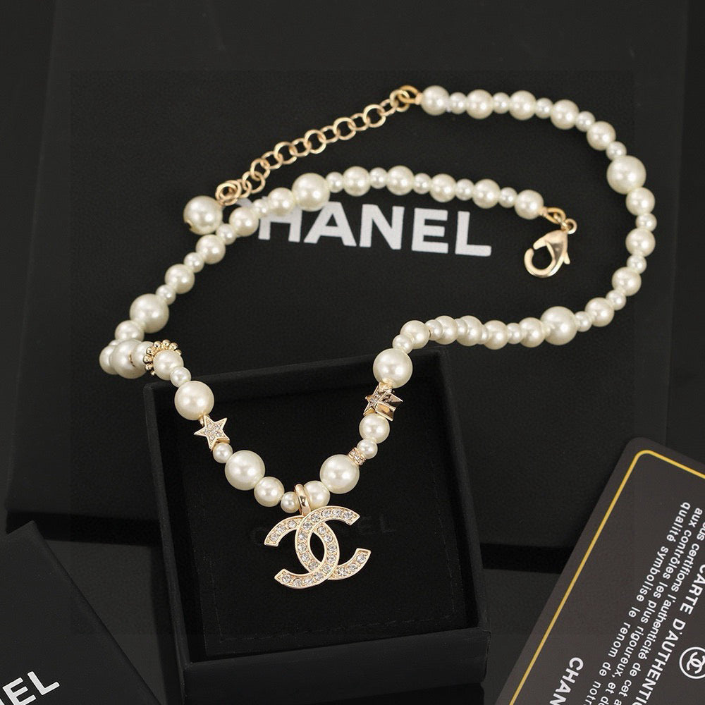 CHANEL Pearl Choker Necklace