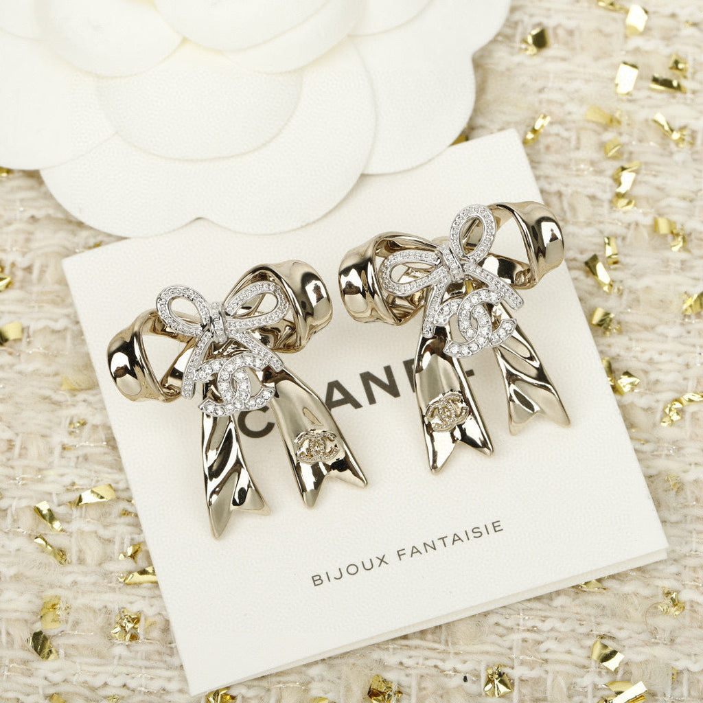 CHANEL Bow Earrings