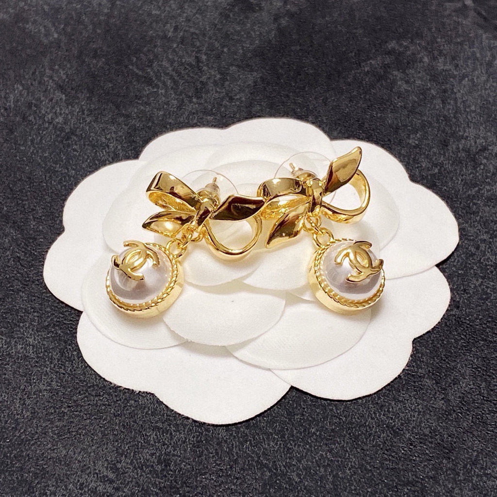 CHANEL Bow Earrings
