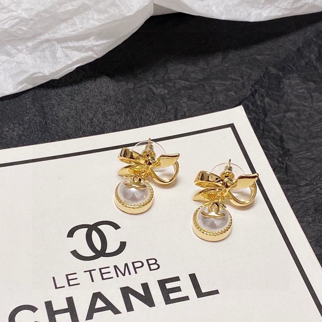 CHANEL Bow Earrings
