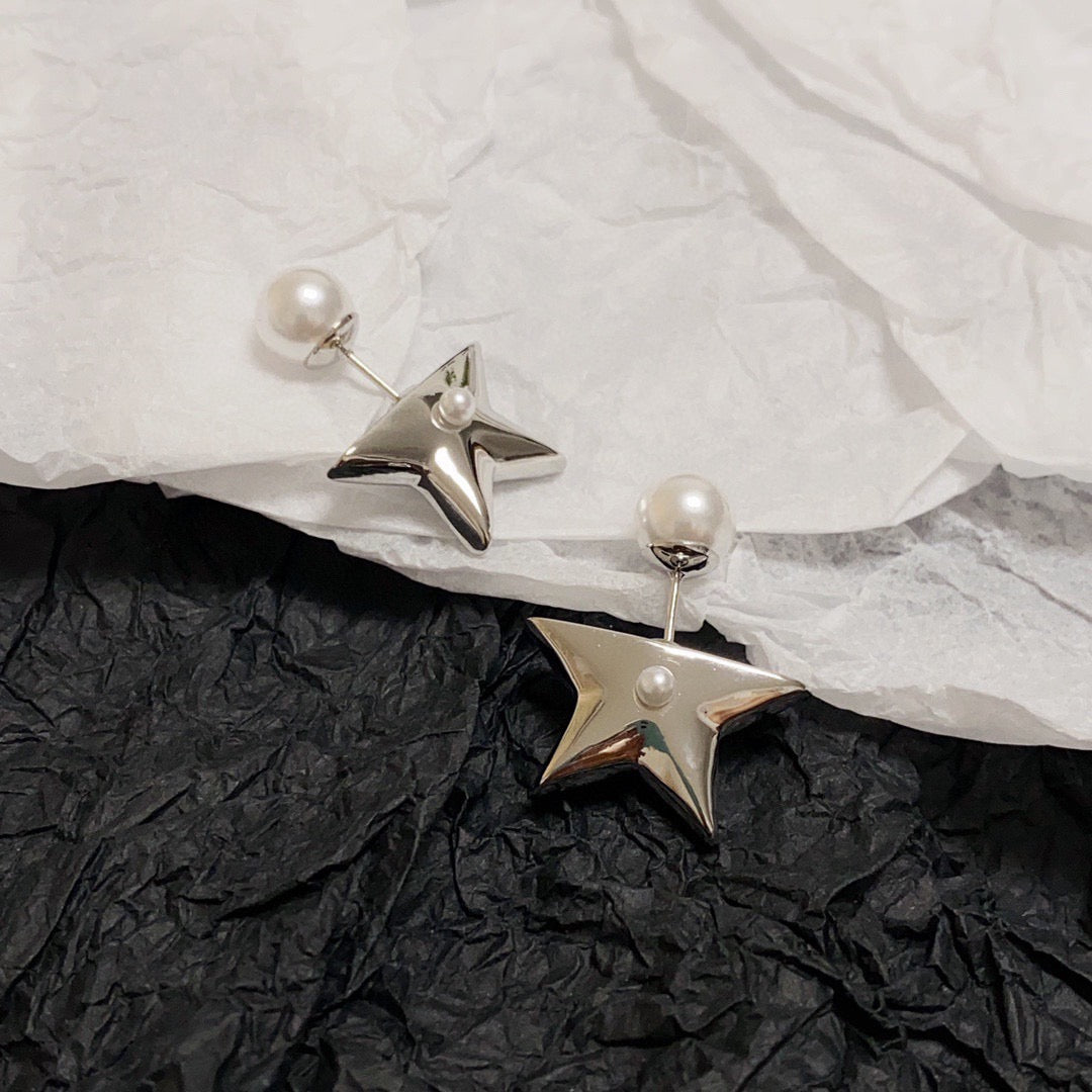 DIOR Pearl Earrings