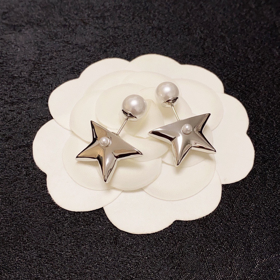 DIOR Pearl Earrings