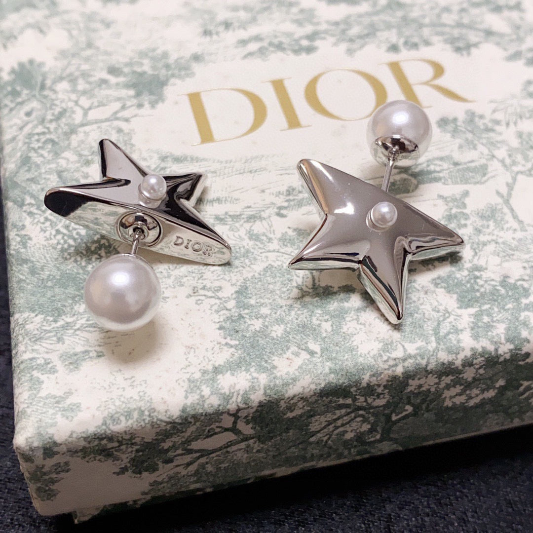 DIOR Pearl Earrings