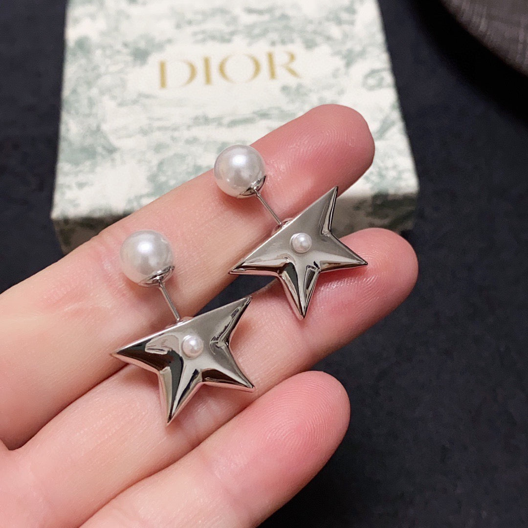 DIOR Pearl Earrings