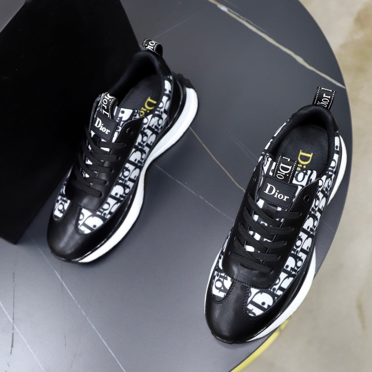 Dior Sneakers #440