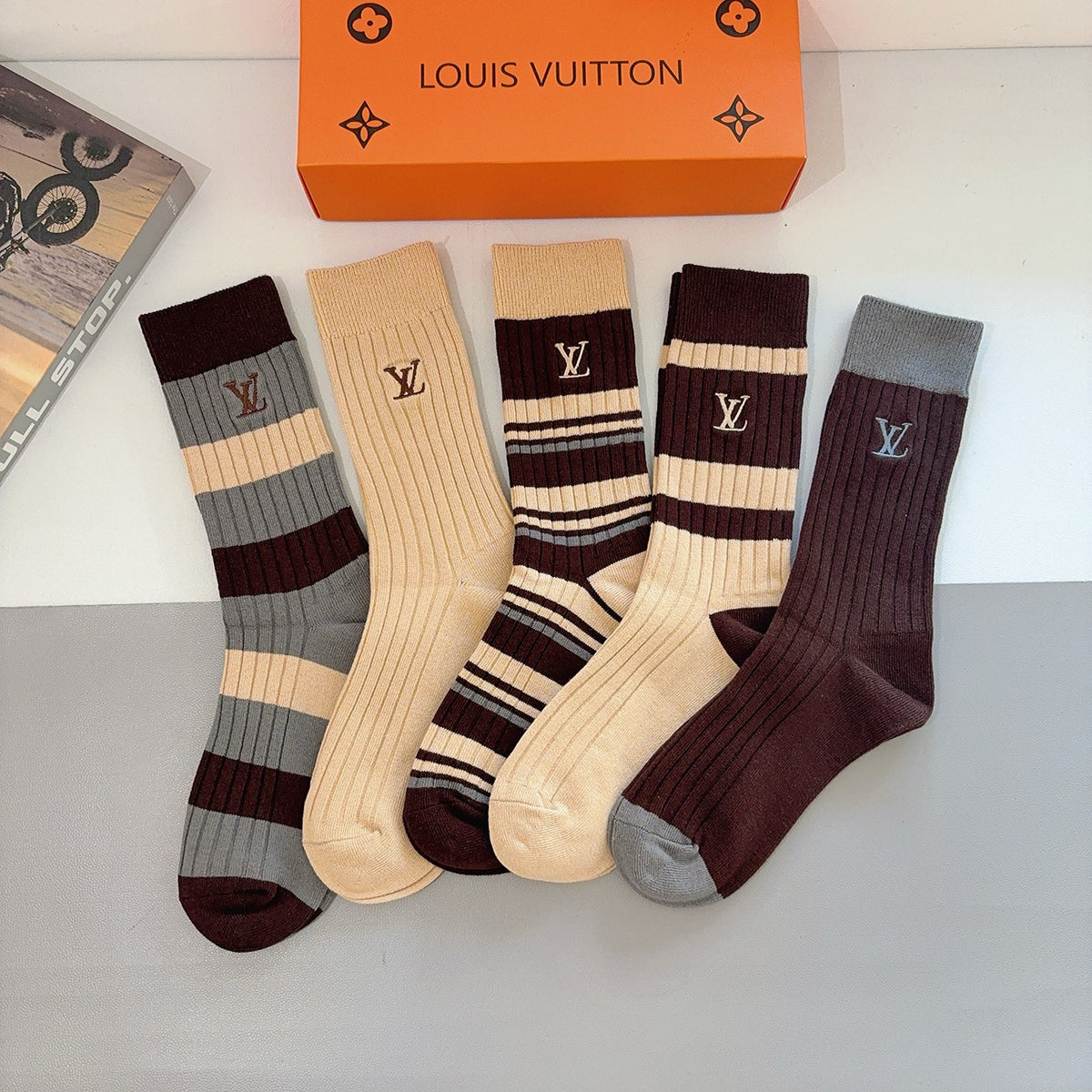 Louis Vuitton Comfort Knee-High Socks – 5-Pair Set #004