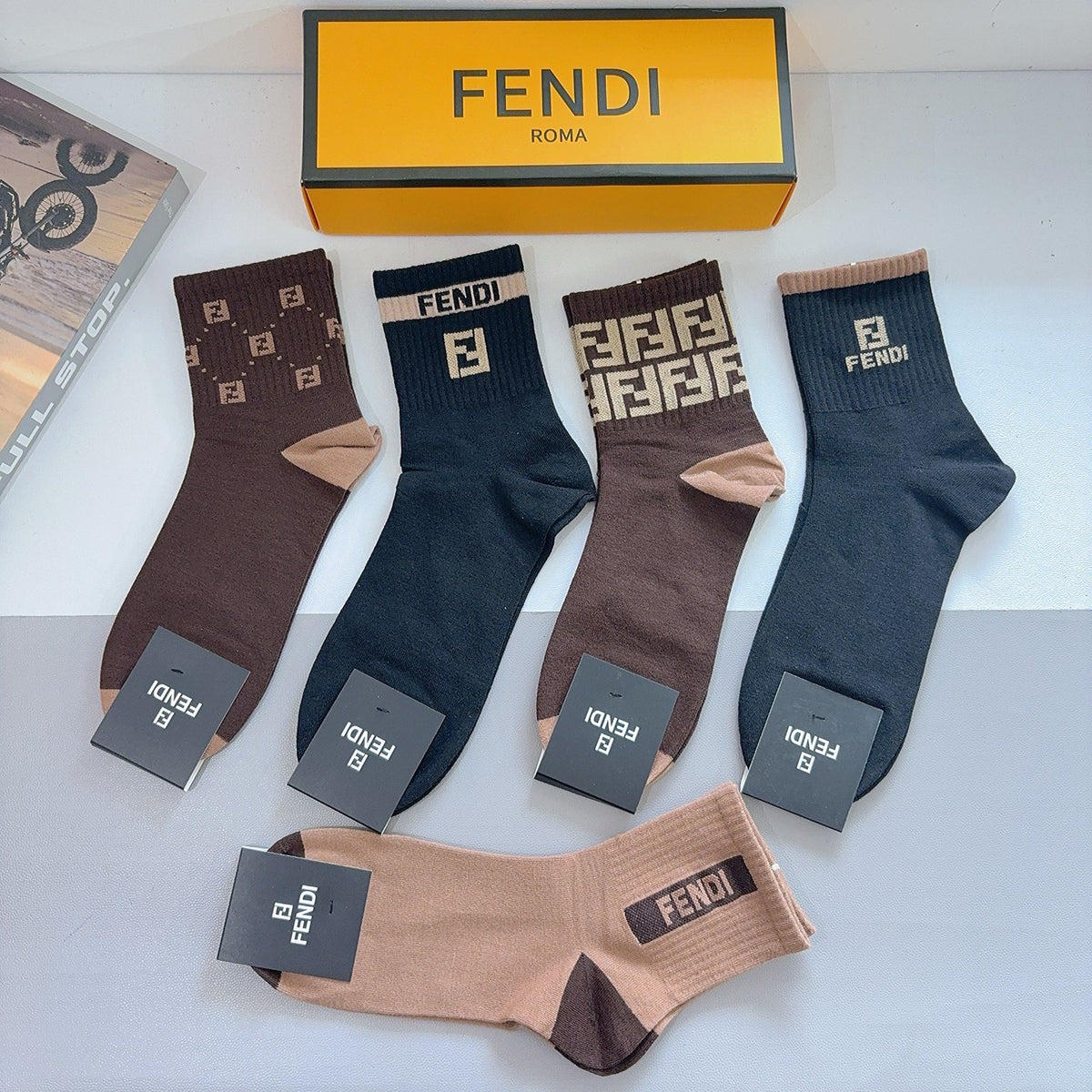 Fendi Cotton Crew Socks – 5-Pair Set #004