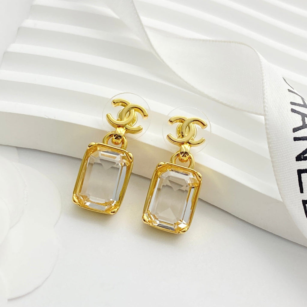 CHANEL Crystal Double-C Vintage Pendant Necklace