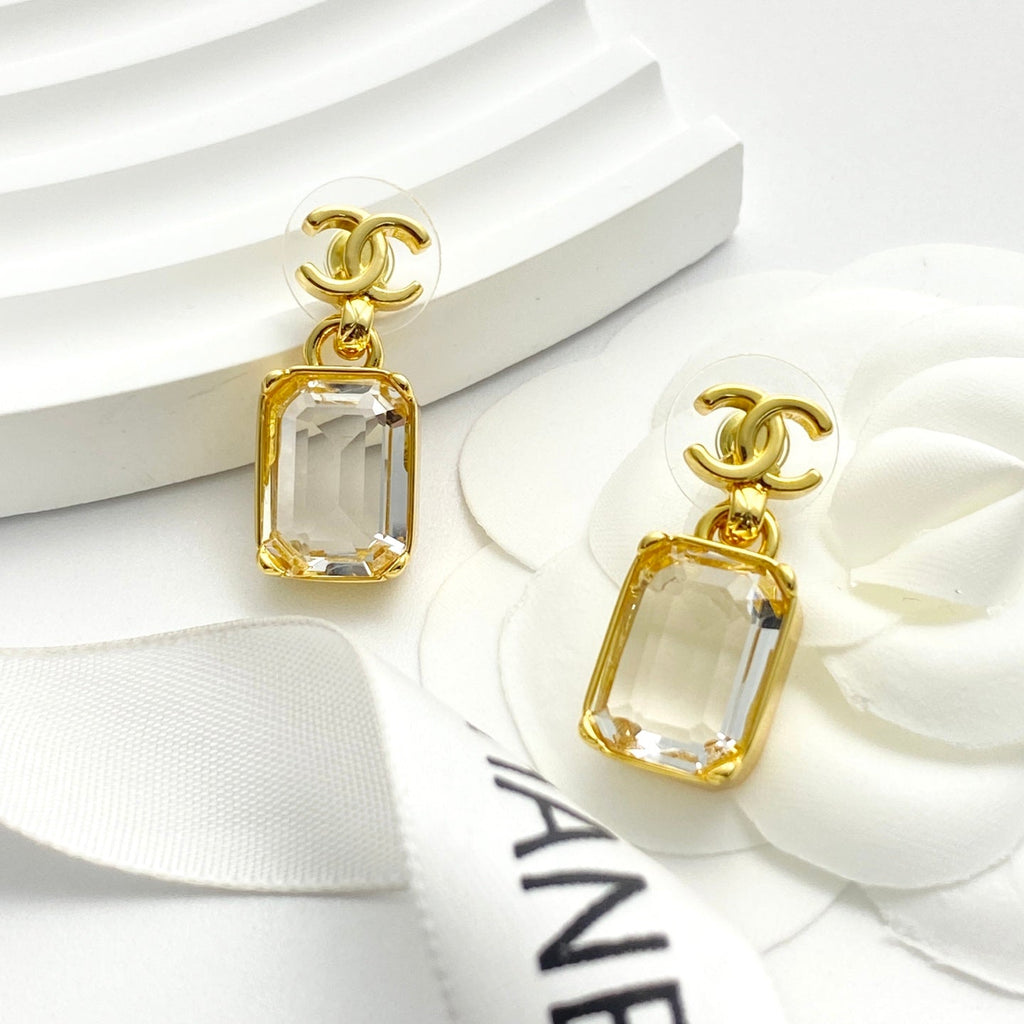 CHANEL Crystal Double-C Vintage Pendant Necklace