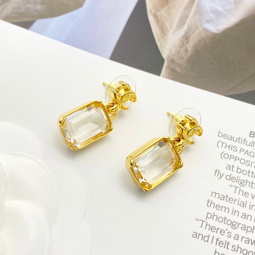 CHANEL Crystal Double-C Vintage Pendant Necklace